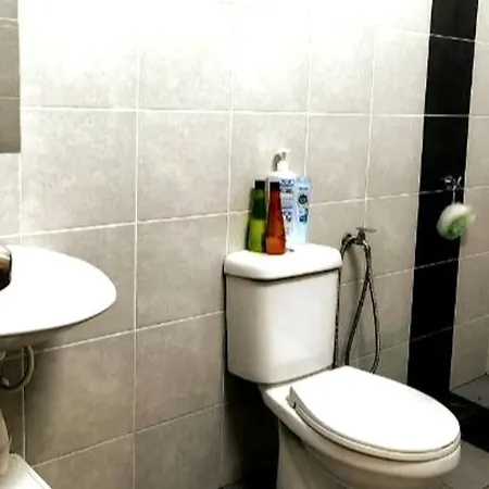 Mountain View Umoh50 Ipoh End-Lot Wi-Fi Cozy Villa Exterior photo